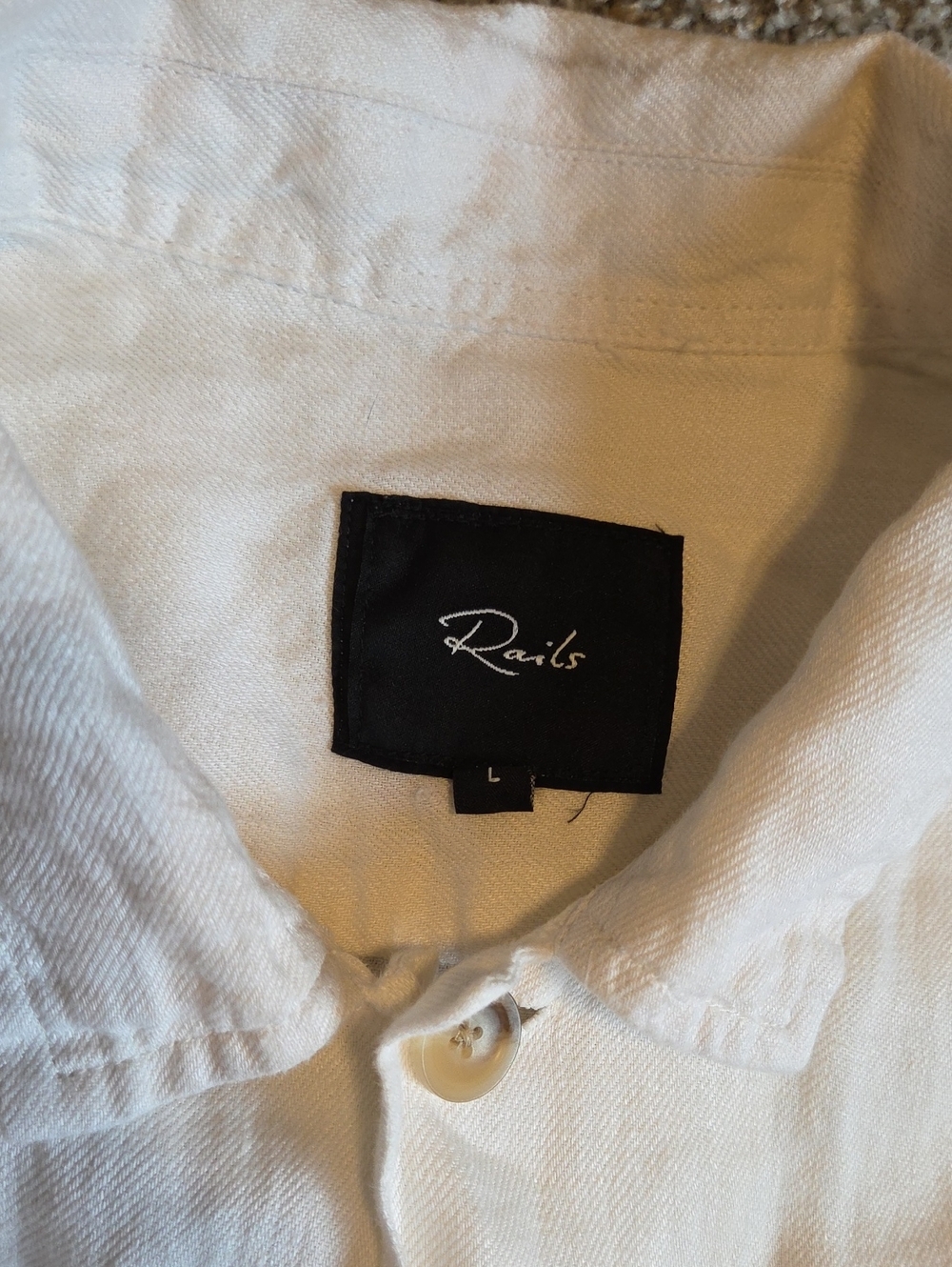 RAILS 100% Linen Button Down - Picture 2 of 10